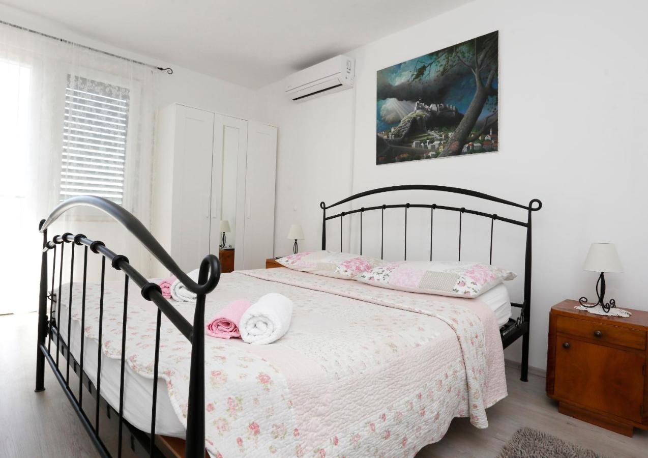 Holiday Home Miklica Klis 외부 사진